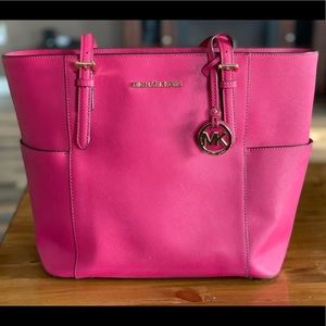 Michael Kors Large Saffiano Tote